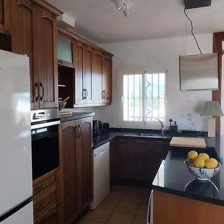 Lovely Tomillar House